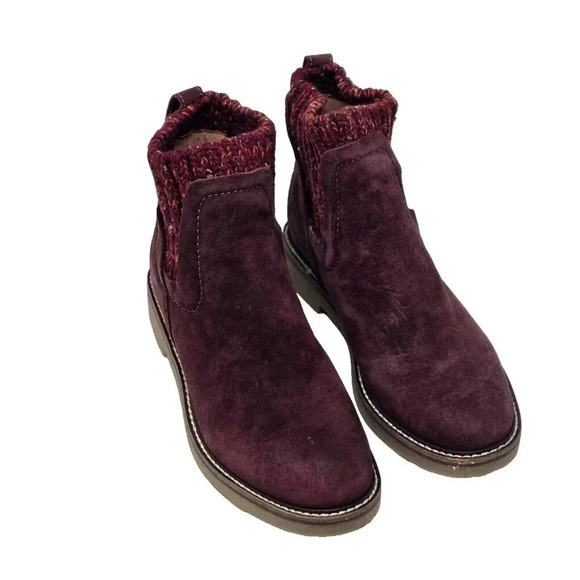 Comfortiva Rawnie mosto red Oiled Cow Suedewomen's size 8 W - Picture 1 of 8